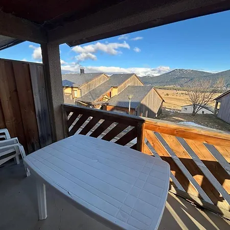 Apartmán Lumineux 3 Pieces Avec Balcon Et Parking - Fr-1-593-135